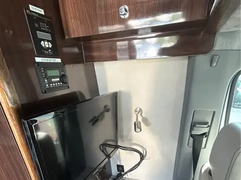 2016 Airstream Interstate 24GT — photo 4