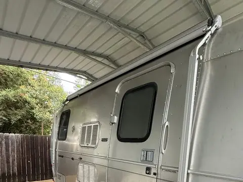2002 Airstream Safari 19 ft — photo 2