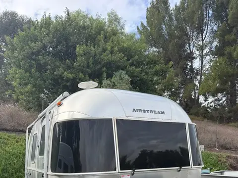 2023 Airstream Bambi 16RB — photo 2