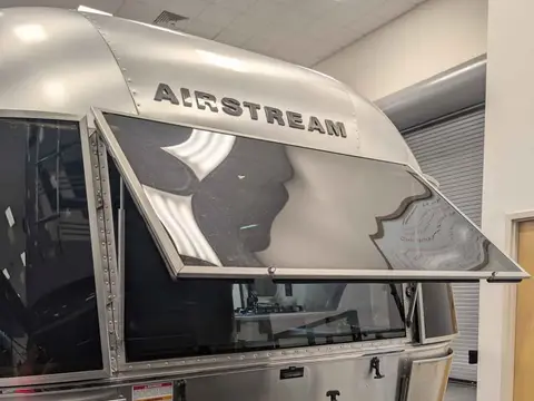 2024 Airstream Caravel 16RB — photo 3