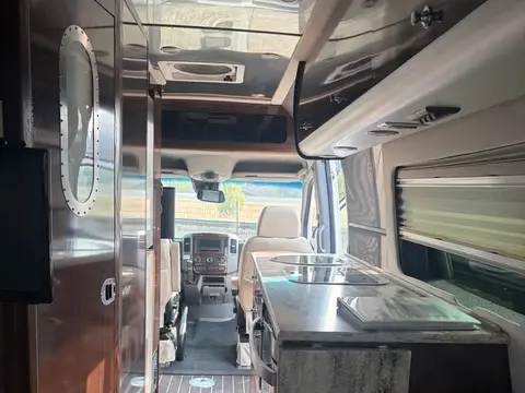 2015 Airstream Interstate — photo 4