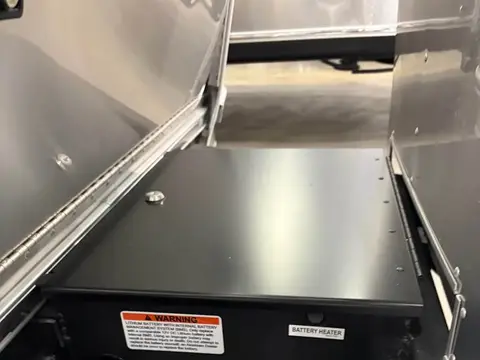2026 Airstream International 23FB — photo 3
