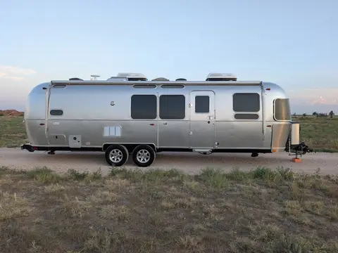 2021 Airstream Flying Cloud 30FB Bunk; — photo 5