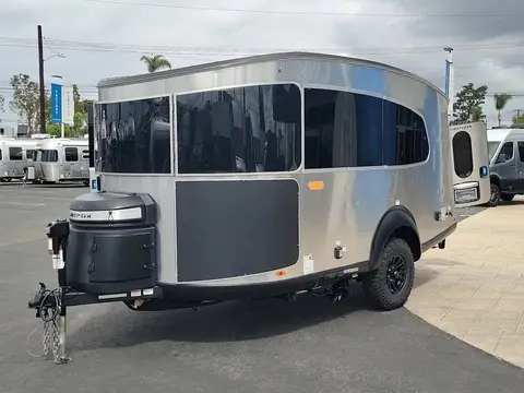 2026 Airstream Basecamp — photo 3