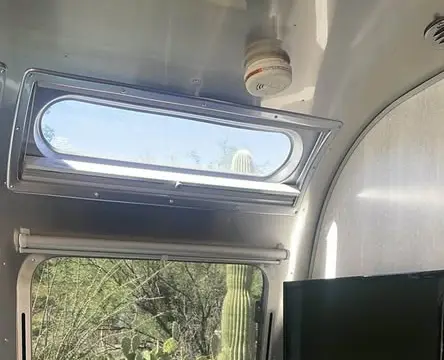 2024 Airstream International 25TB; — photo 4
