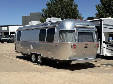 2027 Airstream Stetson + 6666 Special Edition 27FB — photo 4