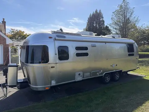 2022 Airstream Pottery Barn 28RB — photo 3