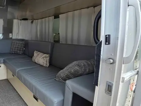 2022 Airstream Flying Cloud 28RB — photo 5
