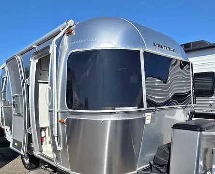 2023 Airstream Bambi 19CB — photo 1