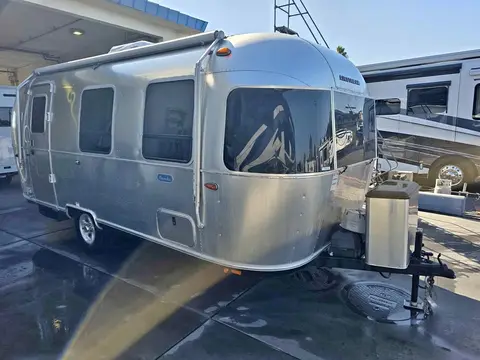 2023 Airstream Bambi — photo 1