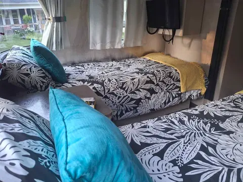 2018 Airstream International Serenity Twin beds 30 ft — photo 3