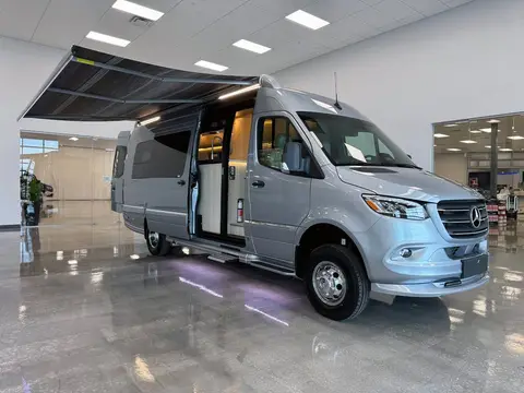 2025 Airstream Interstate GT e; — photo 5