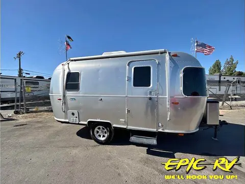 2022 Airstream Bambi 19CB — photo 1