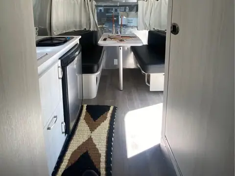 2019 Airstream Bambi — photo 5