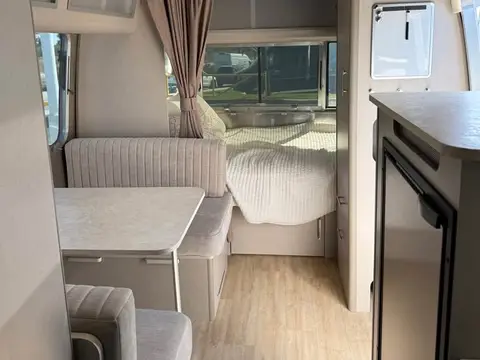 2026 Airstream Caravel 20FBK — photo 4