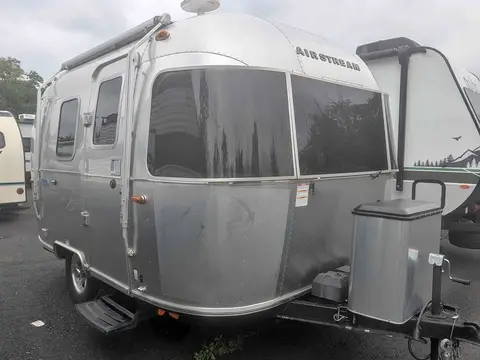 2020 Airstream Bambi 16RB — photo 1