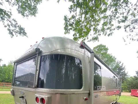 2016 Airstream Classic 30 — photo 5