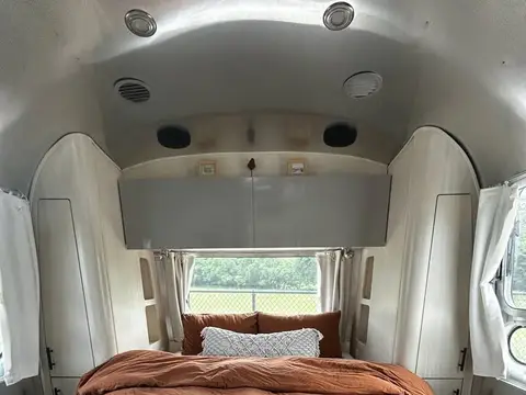2021 Airstream Flying Cloud 28RB; — photo 3