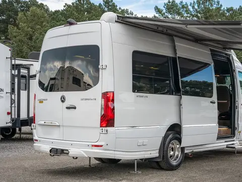 2020 Airstream Interstate Lounge — photo 5