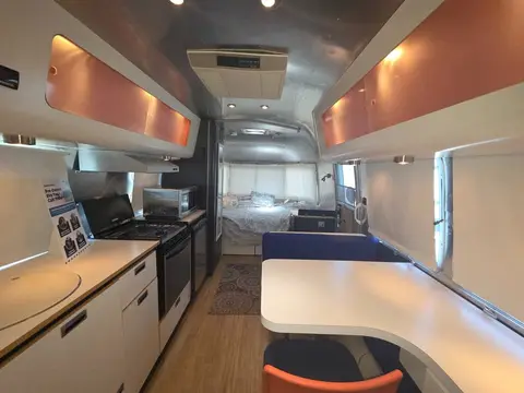 2006 Airstream International CCD 22 — photo 2