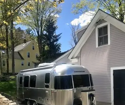 2023 Airstream Flying Cloud 23 ft — photo 1