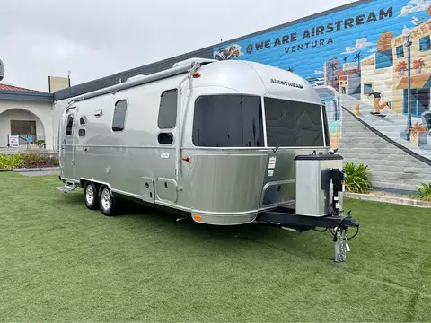 2026 Airstream Flying Cloud — photo 1