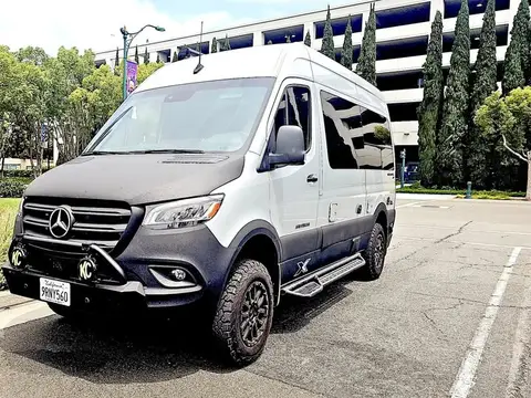 2024 Airstream Interstate 19x — photo 1