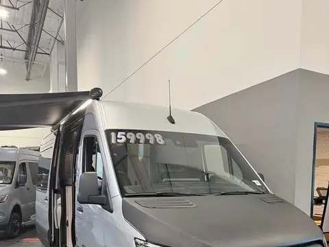 2025 Airstream Interstate 19X AWD — photo 1