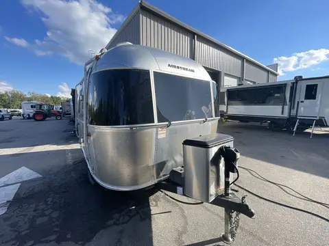 2024 Airstream Bambi 16RB — photo 1