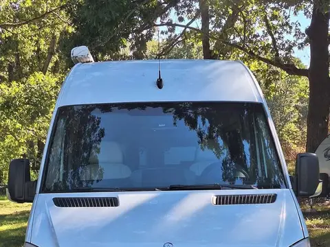 2011 Airstream Interstate — photo 2