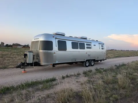 2021 Airstream Flying Cloud 30FB Bunk; — photo 4