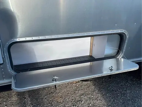 2026 Airstream International 30RBT — photo 5
