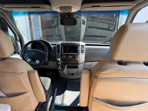 2017 Airstream Tommy Bahama Interstate Relax Edition — photo 4