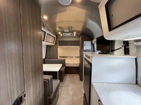 2024 Airstream Caravel — photo 5