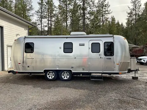2006 Airstream Safari LS 25 25 ft — photo 1
