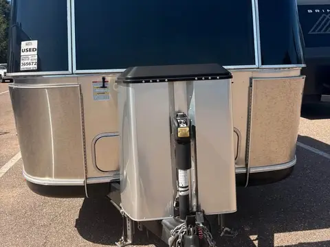 2020 Airstream Classic 33FB — photo 2