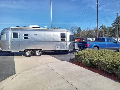 2022 Airstream Flying Cloud — photo 1