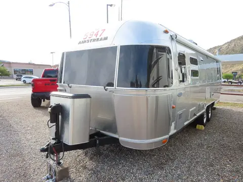 2015 Airstream Flying Cloud — photo 5