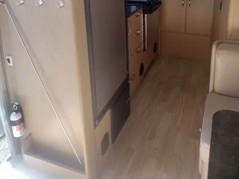 2016 Airstream Flying Cloud 20FB — photo 5