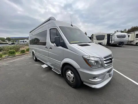 2019 Airstream Interstate — photo 1