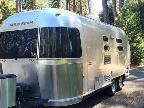 2006 Airstream International 75th anniversary edition 22 ft — photo 2