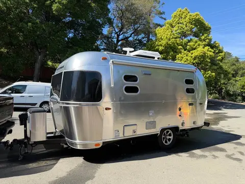 2021 Airstream Caravel — photo 5