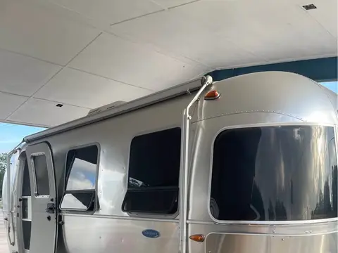 2018 Airstream Bambi Sport — photo 2