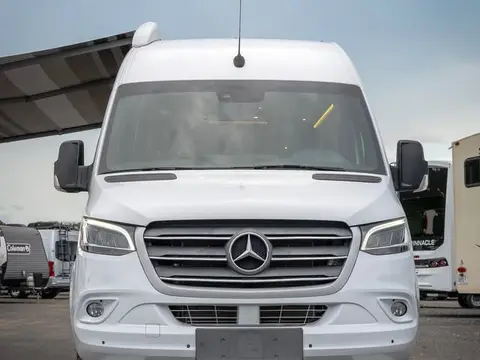 2020 Airstream Interstate Lounge — photo 2