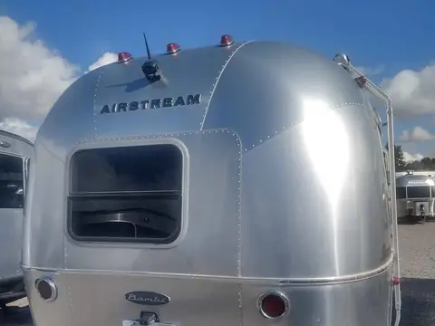 2019 Airstream Sport Bambi 22FB — photo 2