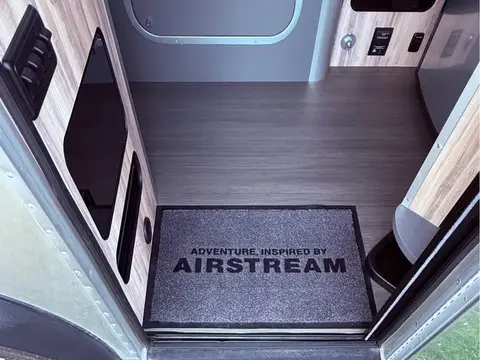 2018 Airstream Basecamp 16 — photo 4