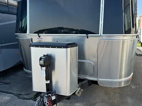 2023 Airstream International 25FBT; — photo 1