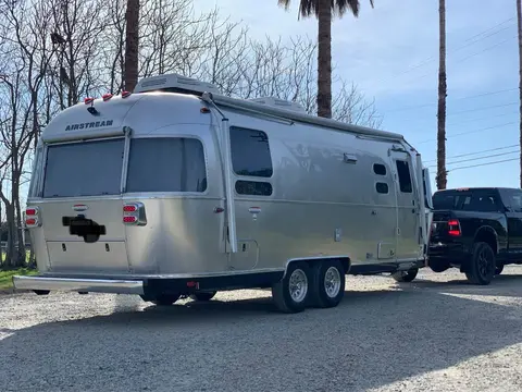 2018 Airstream International 25 ft — photo 4