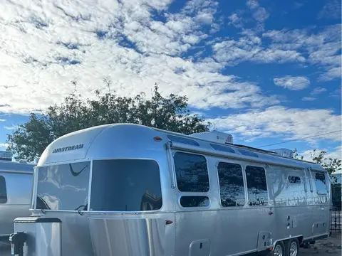 2026 Airstream International 30RBT — photo 1