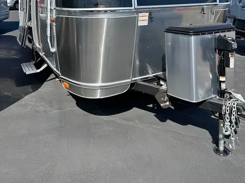 2026 Airstream Caravel 20FBK — photo 1